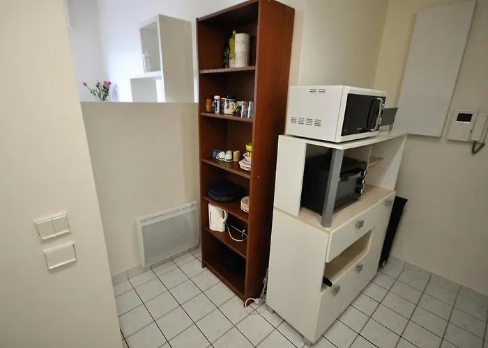 36 M2 - Parc Des Buttes Chaumont!