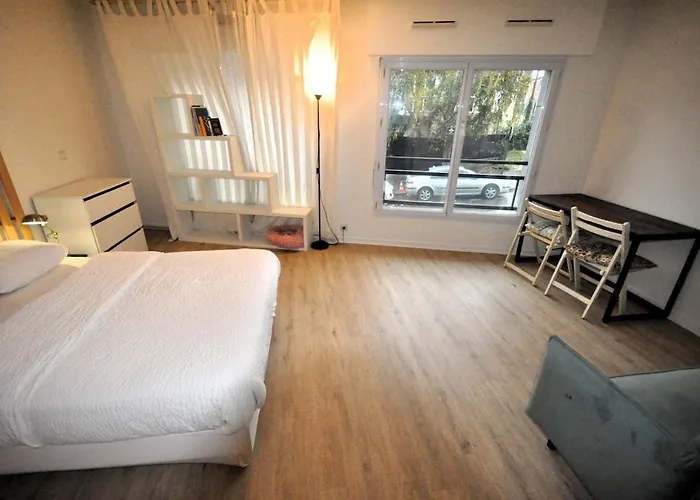 36 M2 - Parc Des Buttes Chaumont! * Parijs