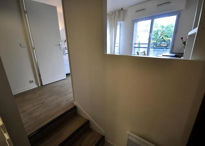 36 M2 - Parc Des Buttes Chaumont!