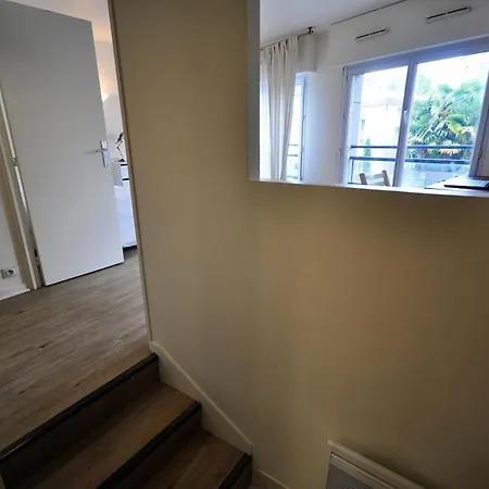 36 M2 - Parc Des Buttes Chaumont!